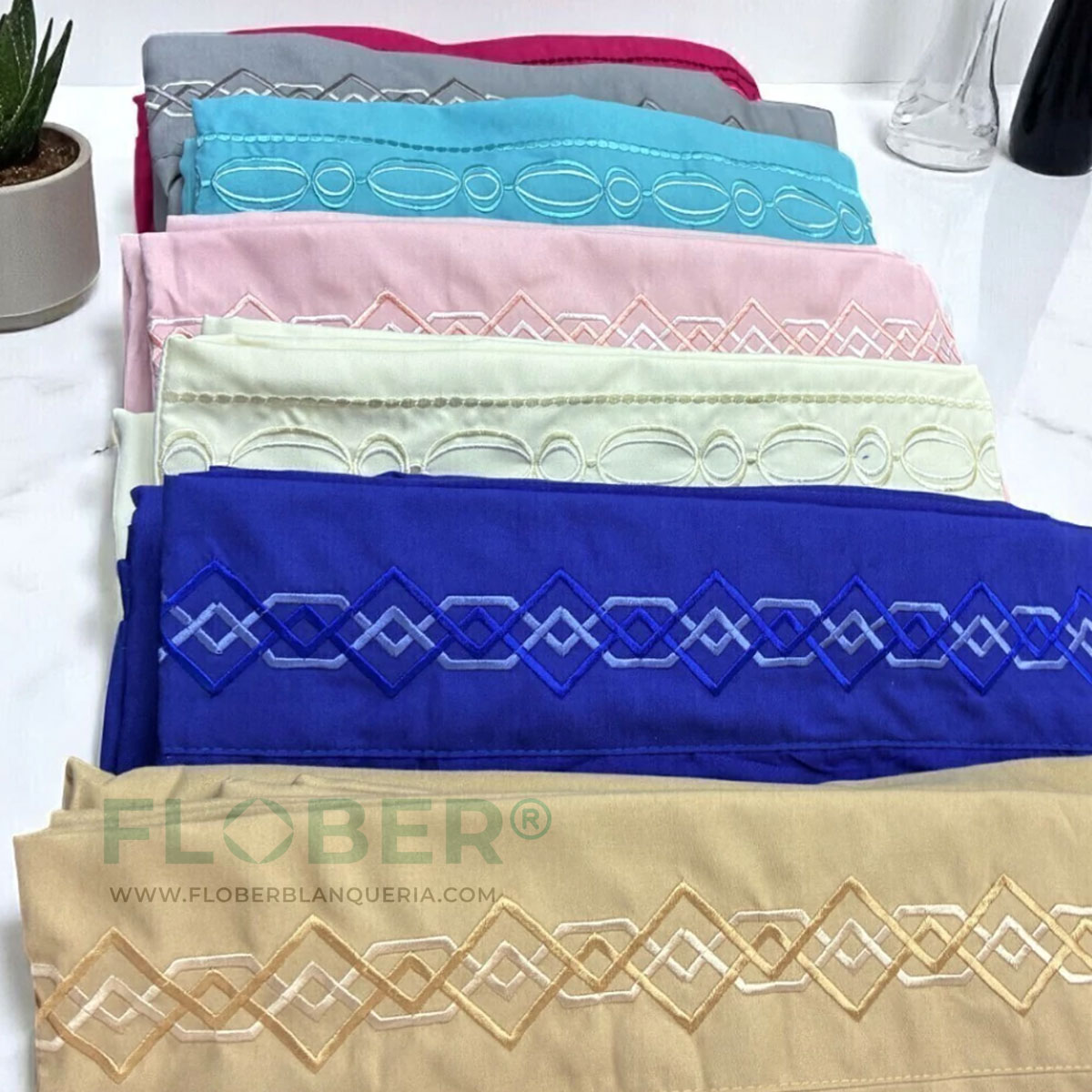 KING y EXTRA QUEEN SIZE - JUEGO DE SÁBANAS AMERICANAS PREMIUM CON FUNDAS BORDADAS